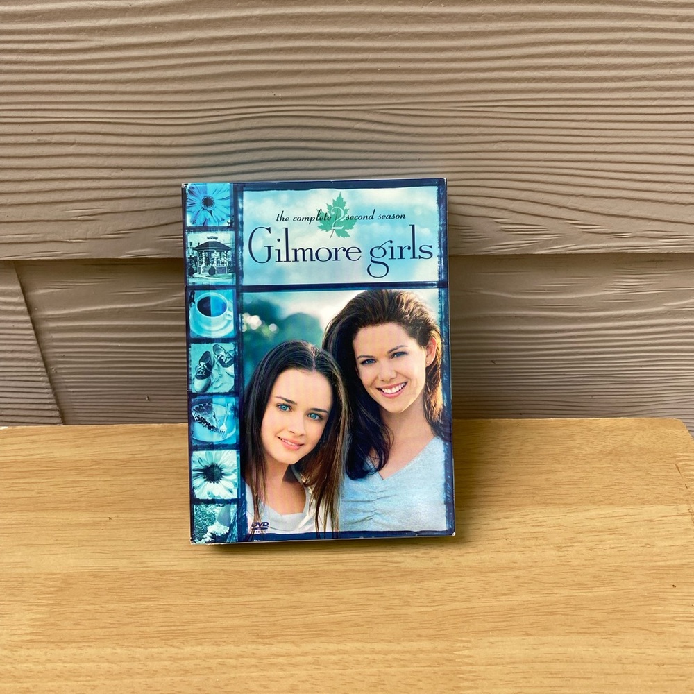 Reposh: Gently used Gilmore Girls Season 2 DVD - All clean discs
